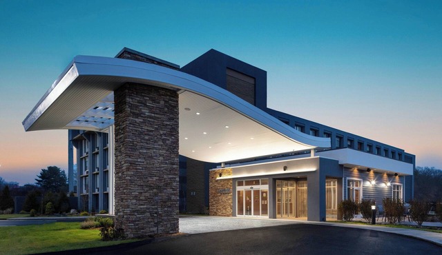 Fairfield Inn & Suites by Marriott Springfield Enfield