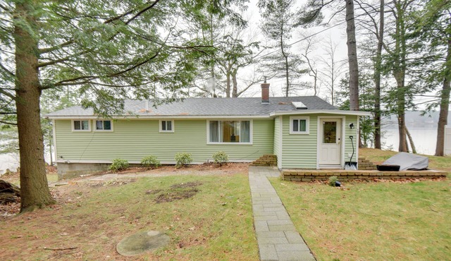 Falmouth Vacation Rental On Highland Lake!