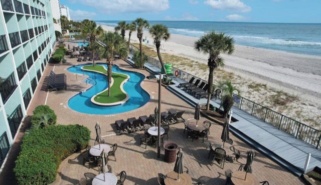 Family-Friendly Oceanfront Haven Close To Pier Shops & Arcades | 3 Units