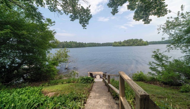 Family Lakefront Adventure House 3BR wFirepit & Scenic