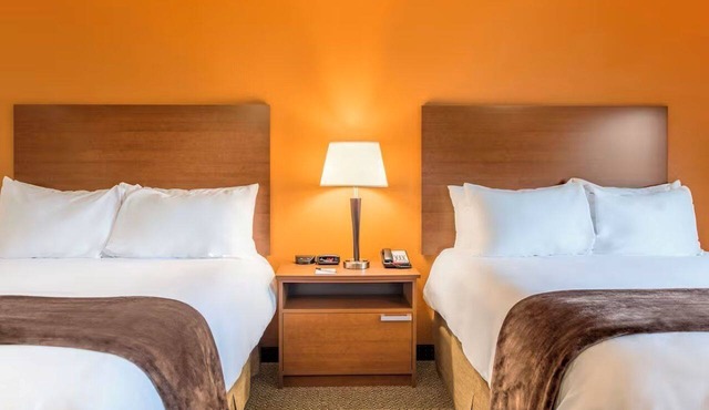 Family-Ready Rooms with Kitchen and Laundry Facilities
