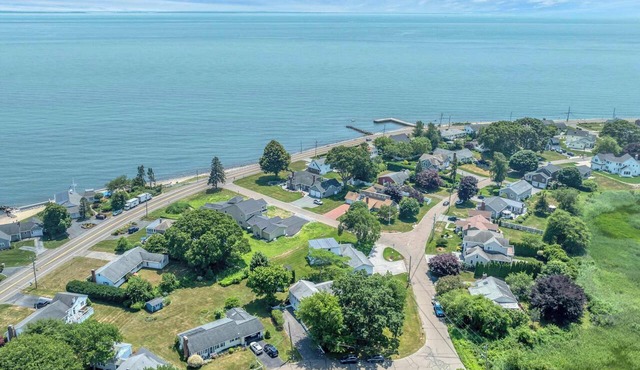 Fenwood Coastal Getaway Private Beach Access