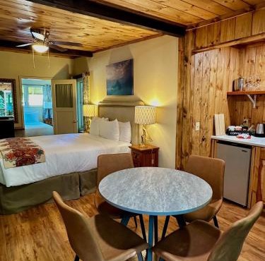 Fernwood Resort