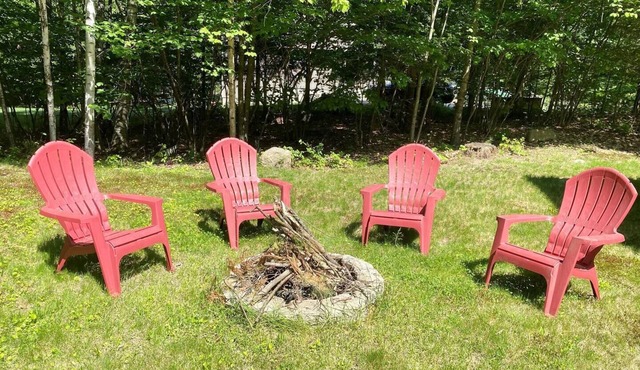 Firefly Cottage with Beach Access!