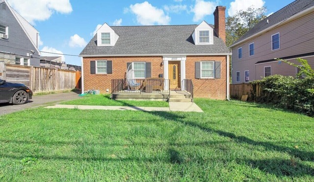 Fresh | 4 bedroom | Luxury | Center | Sunny