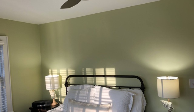 Fully Renovated Amagansett Retreat 2 Bedrooms plus Expansive Sleeping Loft