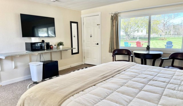 Gallagher`s Travels Room 12 (King)