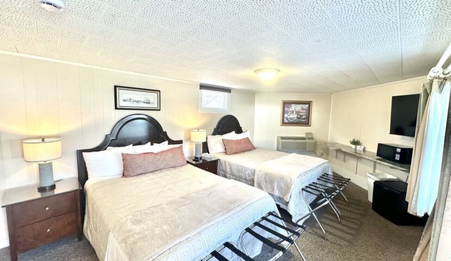 Gallaghers Travels Room 9