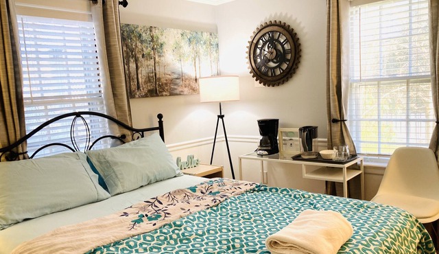 Garden View Private Bedroom w/ 4K 55”TV, Fireplace & Desk