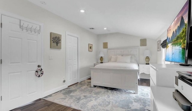Gateway to the Hamptons in Mastic Beach Entire home in Mastic Beach, New York.
