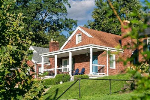 Germantown Gem 4BR Perfect for Groups & Family