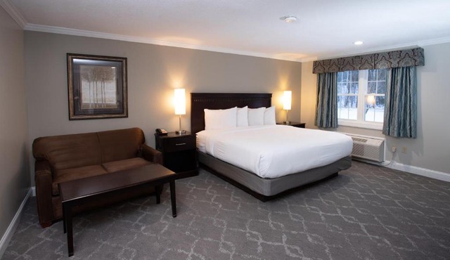Golden Apple Inn