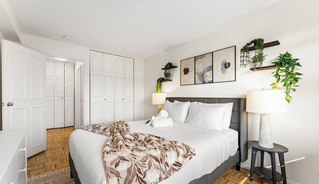 Gorgeous 2BR Next to BU up8y