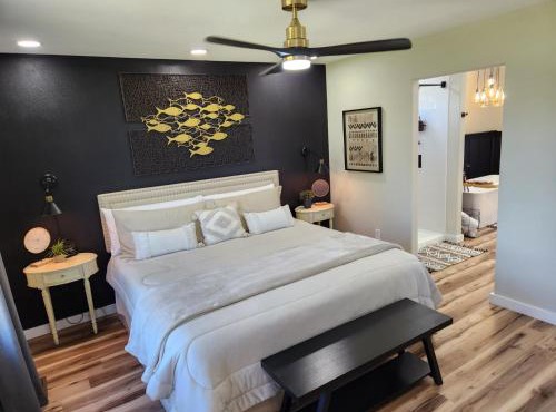 Grand Lake Cabin Rental at Duck Creek, Sleeps 6, Hot Tub & Pool