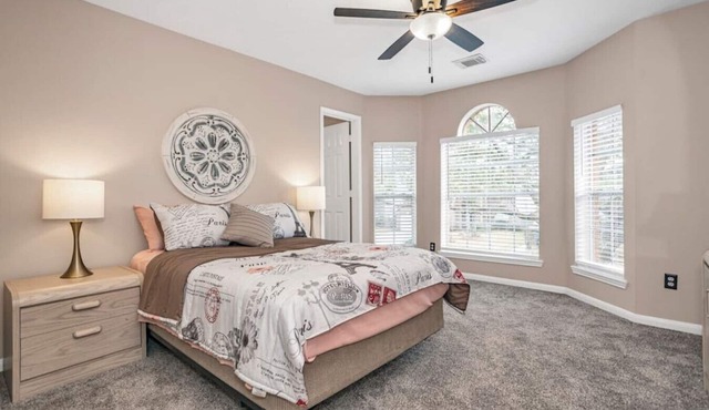 Granite Gorge · Spacious 4-bed 2.5 bath home with large backyard in Spring