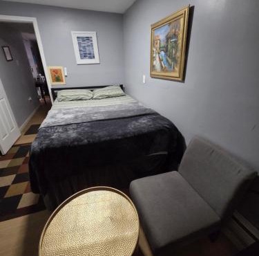 Ground Floor Mini studio in a 3BR with private bath and toilet