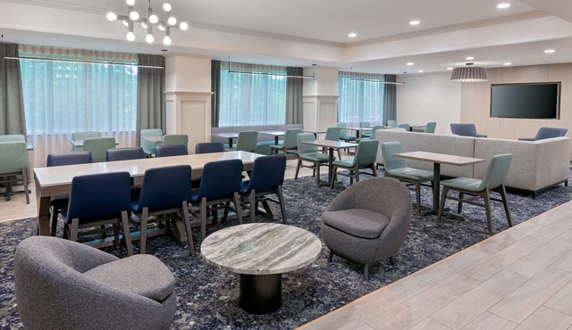 Hampton Inn Hartford/Airport
