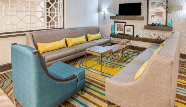 Hampton Inn Monterey
