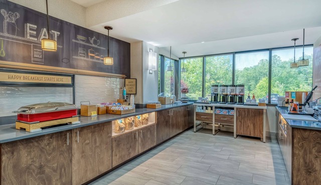 Hampton Inn New Philadelphia