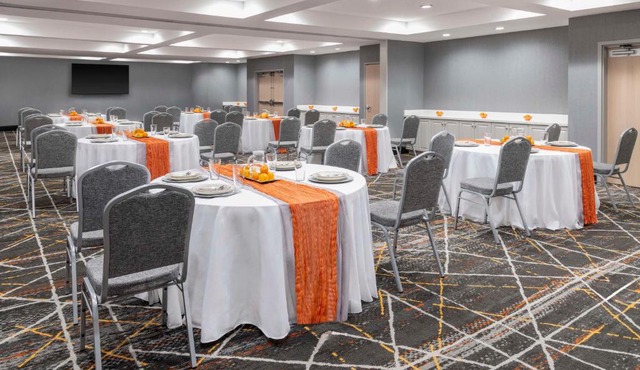 Hampton Inn Olathe