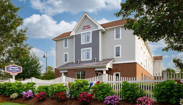 Hampton Inn & Suites - Cape Cod/West Yarmouth