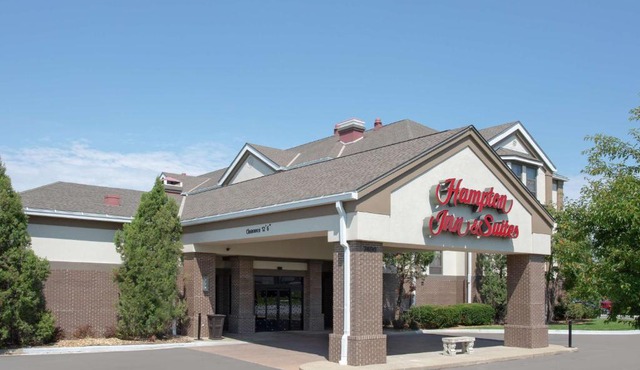 Hampton Inn & Suites Kansas City-Merriam