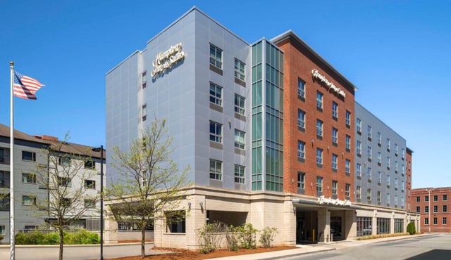 Hampton Inn & Suites-Worcester, MA