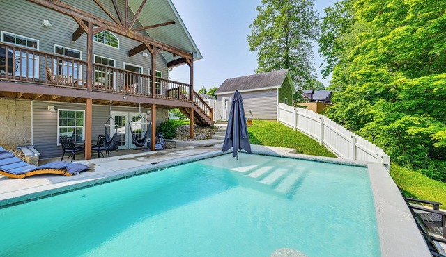 Heated Pool, Lake Views & Dock: Mt Vernon Getaway!