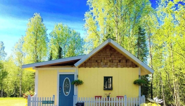 Hello Sunshine! Cottage