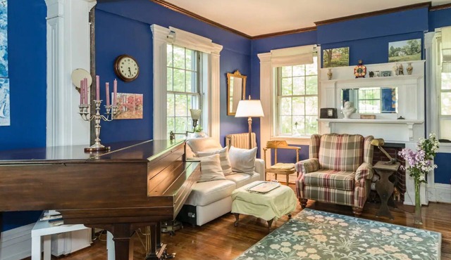 Higganum House B&B