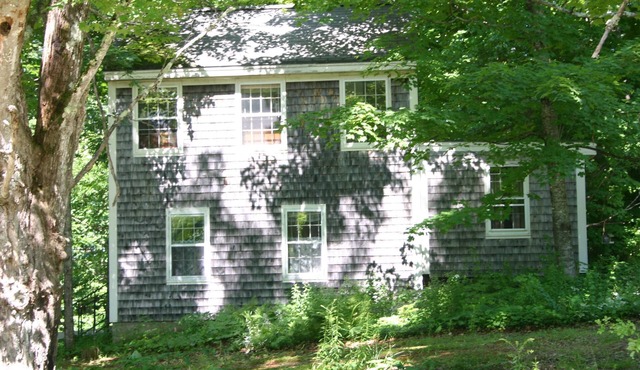 Highland Cottage: Nestled Between the Atlantic Coast and the White Mountains