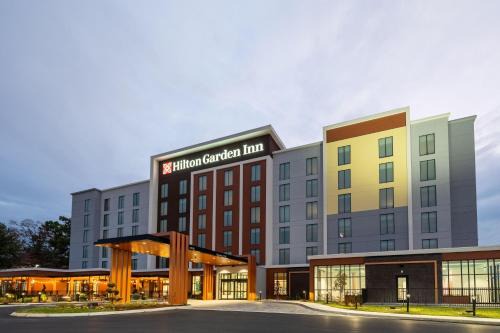 Hilton Garden Inn Kansas City Riverside