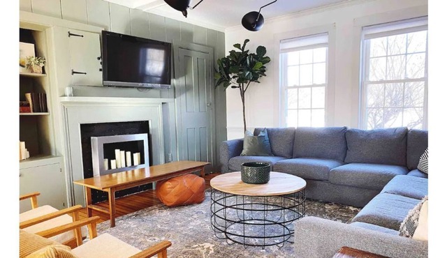Historic 5-Bdrm Home Minutes from 5 College Area