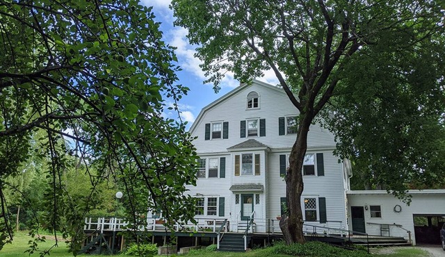 Historic Stockbridge Villa on 25 acres sleeps 23