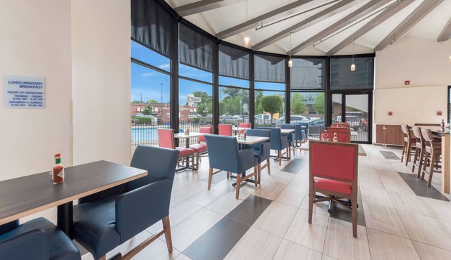 Holiday Inn Express Columbus Downtown by IHG