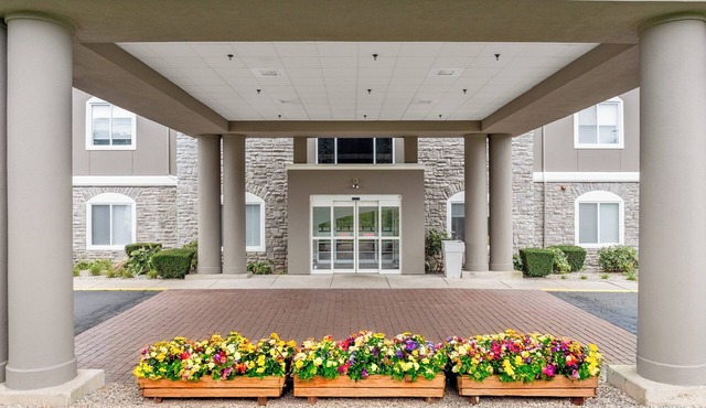 Holiday Inn Express Hartford – Newington, by IHG