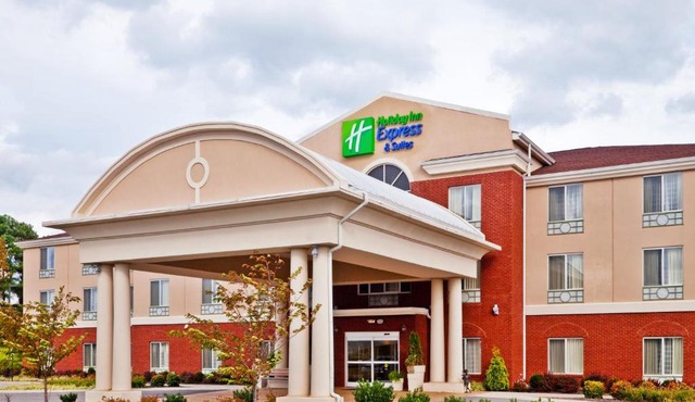 Holiday Inn Express Hotel & Suites Dickson by IHG