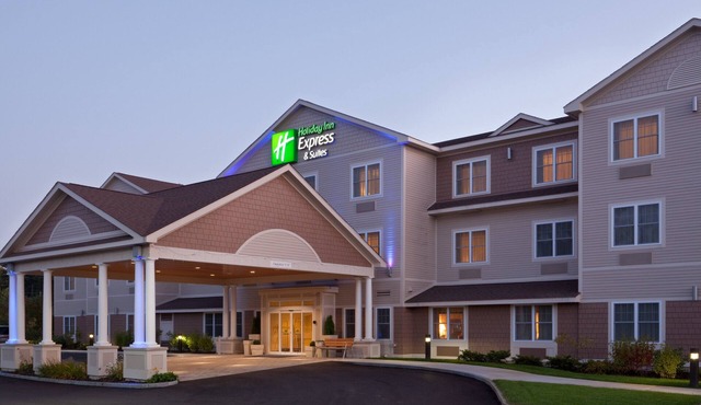 Holiday Inn Express Hotel & Suites Tilton - Lakes Region by IHG