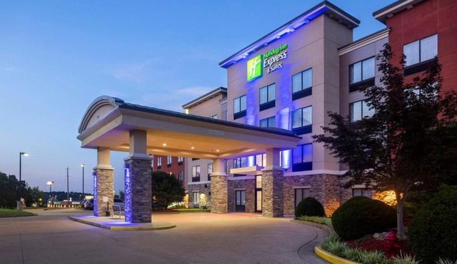 Holiday Inn Express Hotel & Suites Festus-South St. Louis by IHG