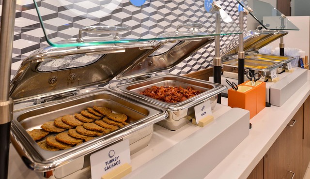 Holiday Inn Express Hotel & Suites Tell City by IHG