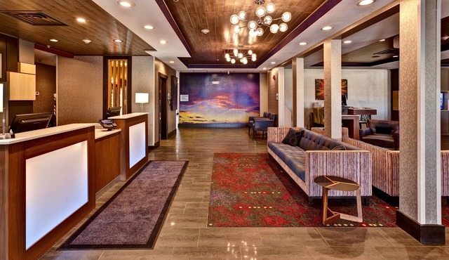 Holiday Inn Express Hutchinson by IHG
