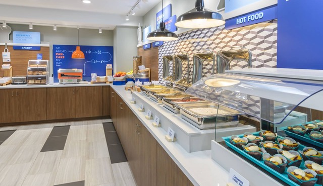 Holiday Inn Express Southington by IHG