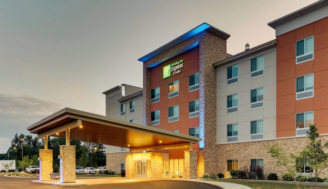 Holiday Inn Express & Suites Saugerties - Hudson Valley by IHG