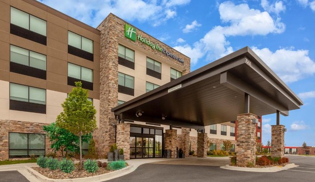 Holiday Inn Express & Suites Brunswick-Harpers Ferry Area by IHG