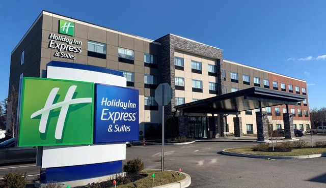 Holiday Inn Express & Suites - Boston South - Randolph by IHG