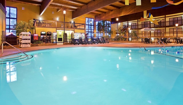 Holiday Inn St. Louis West Six Flags by IHG