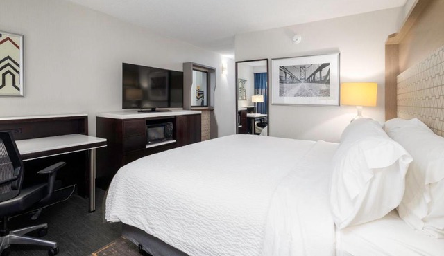 Holiday Inn Weirton-Steubenville Area