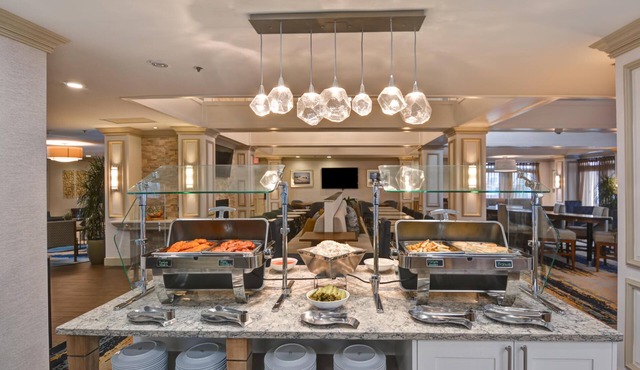 Homewood Suites by Hilton Windsor Locks Hartford
