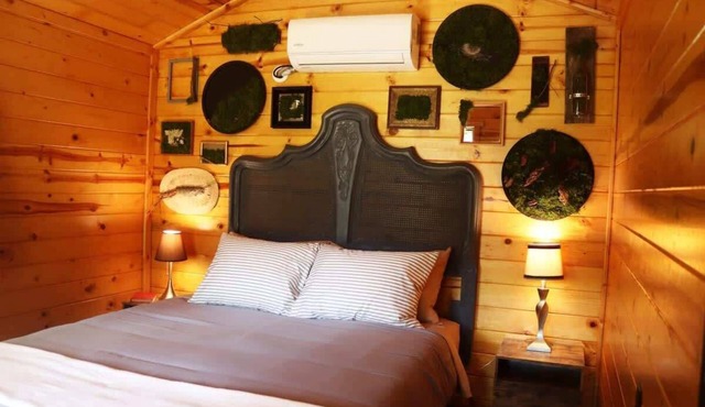 Honeysuckle’s Haven-Cabin on Hidden Paradise Farms