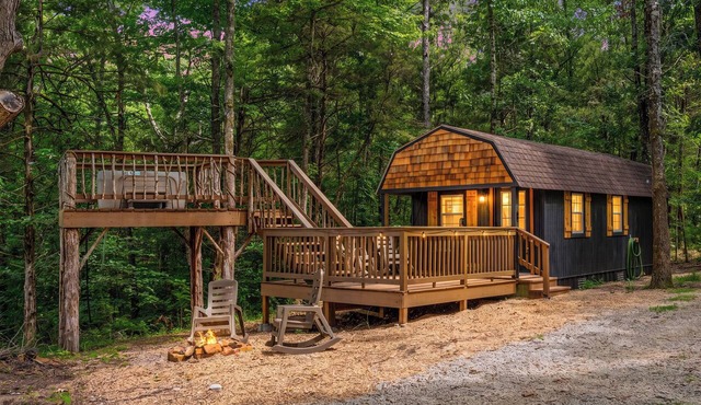 Hot Tub Tower Private Bungalow Buffalo River
